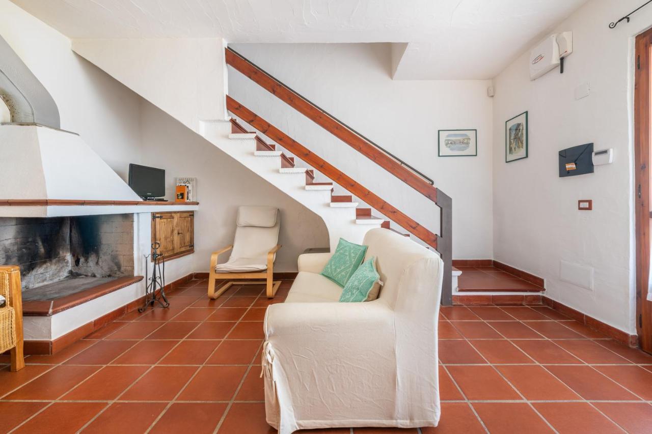 Damiano Holiday House Porto Columbu - Perd'E Sali Zewnętrze zdjęcie