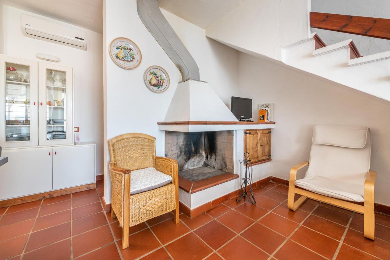 Damiano Holiday House Porto Columbu - Perd'E Sali Zewnętrze zdjęcie